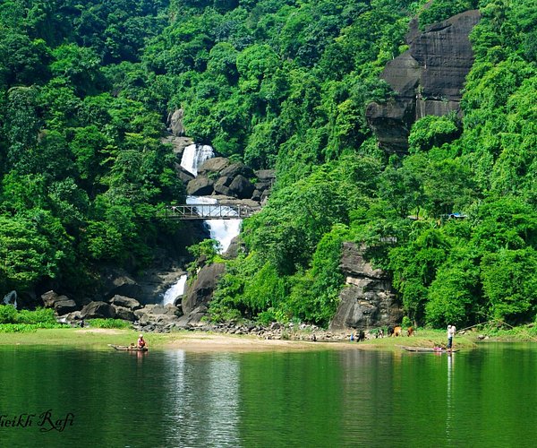 pangthumai-waterfall